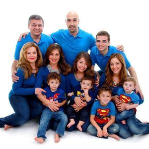 Meet your Posher, Hala